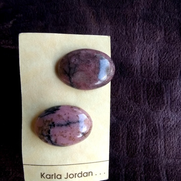 Vintage - Genuine Rhodolite Oval Earrings - Picture 2 of 4